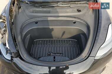 Седан Tesla Model 3 2018 в 
