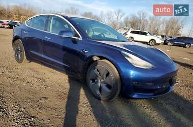 Седан Tesla Model 3 2018 в 