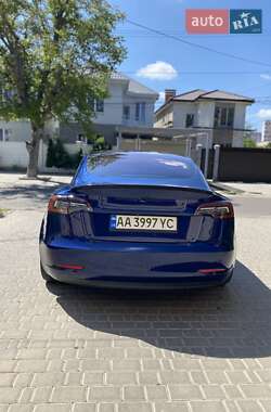 Седан Tesla Model 3 2018 в 