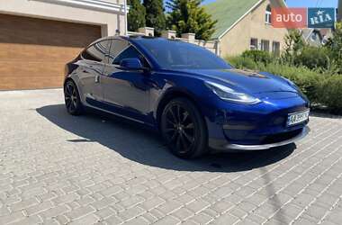 Седан Tesla Model 3 2018 в 