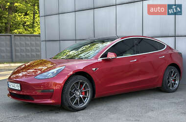 Седан Tesla Model 3 2020 в Киеве