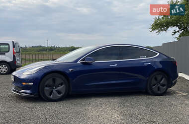 Седан Tesla Model 3 2018 в 