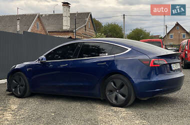 Седан Tesla Model 3 2018 в 
