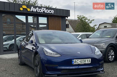 Седан Tesla Model 3 2018 в 
