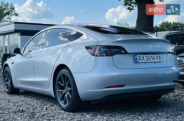 Седан Tesla Model 3 2018 в 