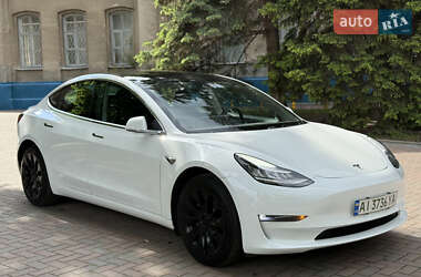 Седан Tesla Model 3 2019 в 