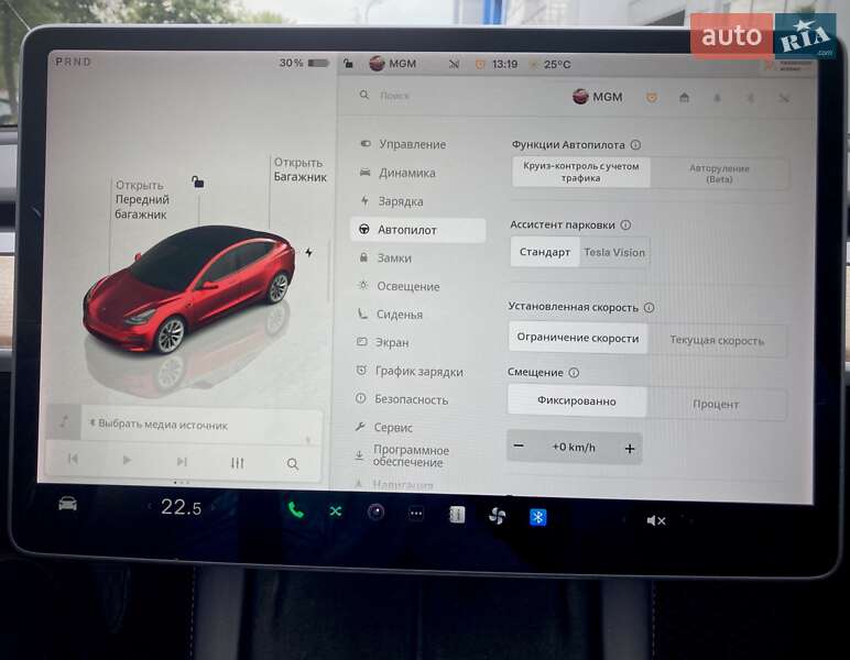 Седан Tesla Model 3 2022 в Києві
