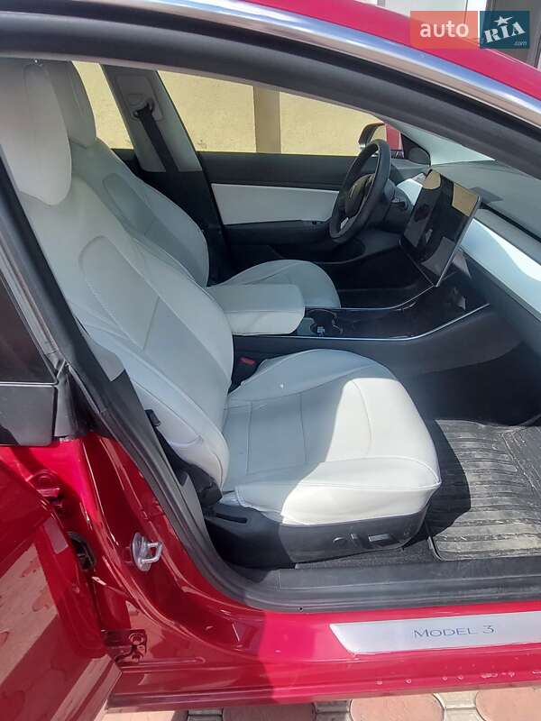 Седан Tesla Model 3 2019 в Харькове