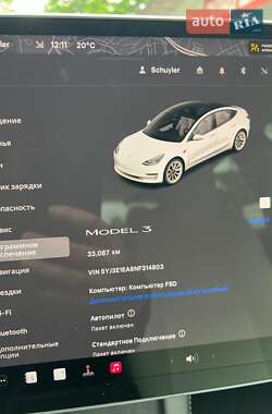 Седан Tesla Model 3 2022 в 