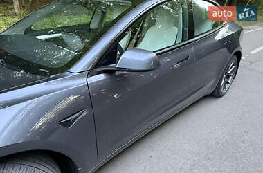Седан Tesla Model 3 2023 в Полтаве