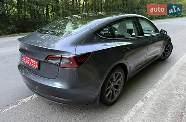 Седан Tesla Model 3 2023 в Полтаве