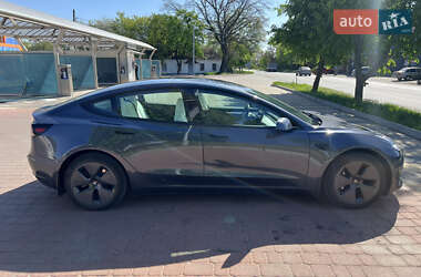 Седан Tesla Model 3 2023 в Полтаве