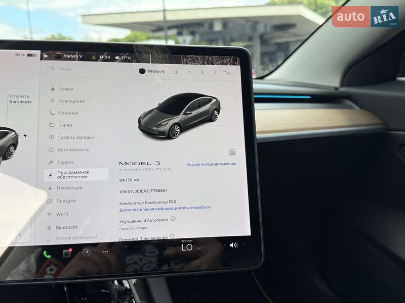 Седан Tesla Model 3 2020 в Ужгороді