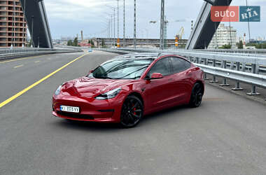 Седан Tesla Model 3 2019 в 
