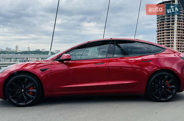 Седан Tesla Model 3 2019 в 