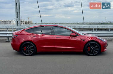 Седан Tesla Model 3 2019 в 