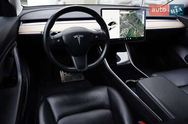 Седан Tesla Model 3 2018 в 