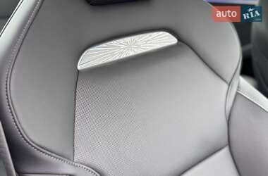 Седан Tesla Model 3 2024 в 