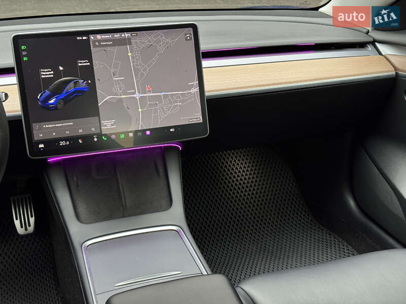 Седан Tesla Model 3 2021 в Киеве фото 20 Седан Tesla Model 3 2021 в Киеве