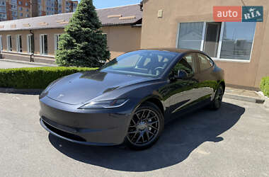 Седан Tesla Model 3 2024 в Днепре