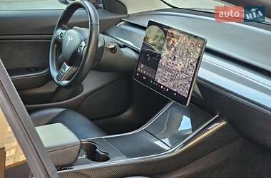 Седан Tesla Model 3 2019 в 