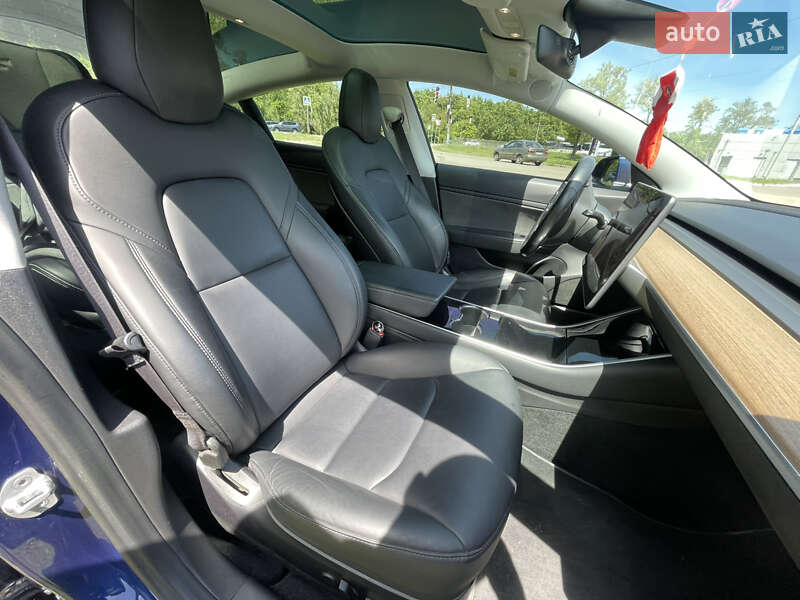 Седан Tesla Model 3 2019 в Кривом Роге фото 14 Седан Tesla Model 3 2019 в Кривом Роге