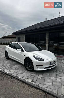 Седан Tesla Model 3 2021 в Нежине