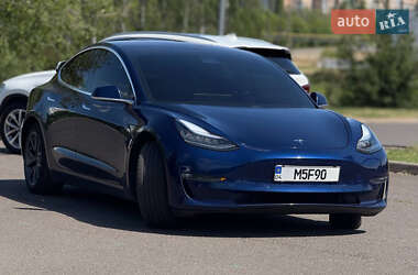 Седан Tesla Model 3 2018 в 