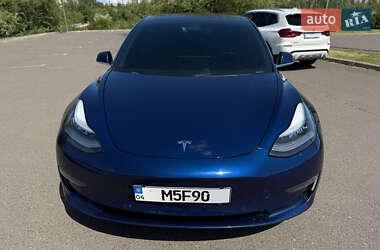 Седан Tesla Model 3 2018 в 