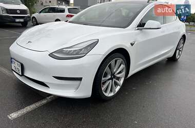 Седан Tesla Model 3 2019 в Рівному