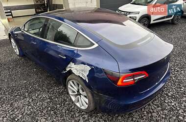 Седан Tesla Model 3 2018 в 