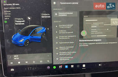 Седан Tesla Model 3 2021 в Львові