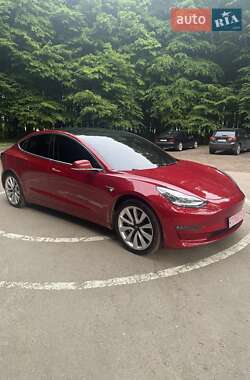 Седан Tesla Model 3 2018 в 