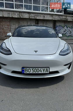 Седан Tesla Model 3 2020 в Дніпрі