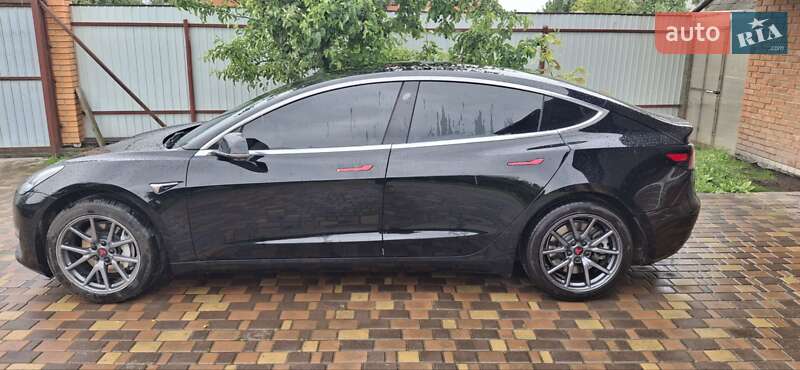 Седан Tesla Model 3 2019 в Борисполе