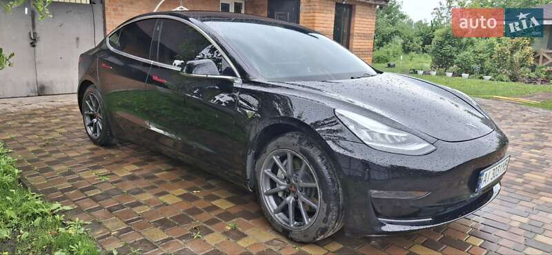 Седан Tesla Model 3 2019 в Борисполе