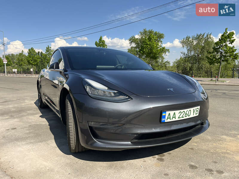 Седан Tesla Model 3 2020 в Києві фото 3 Седан Tesla Model 3 2020 в Києві