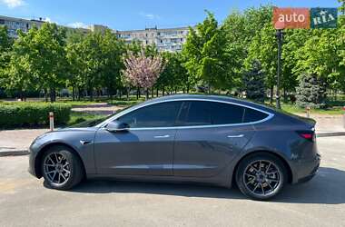 Седан Tesla Model 3 2020 в Києві фото Седан Tesla Model 3 2020 в Києві