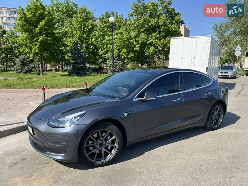 Седан Tesla Model 3 2020 в Києві фото 5 Седан Tesla Model 3 2020 в Києві