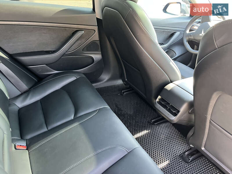 Седан Tesla Model 3 2020 в Києві фото 8 Седан Tesla Model 3 2020 в Києві