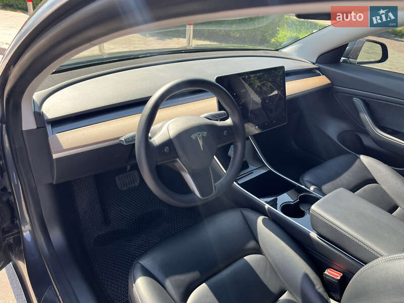 Седан Tesla Model 3 2020 в Києві фото 10 Седан Tesla Model 3 2020 в Києві