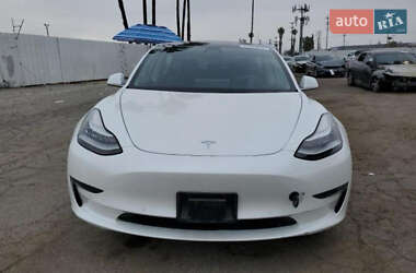 Седан Tesla Model 3 2020 в Днепре