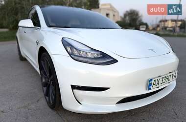 Седан Tesla Model 3 2019 в Харькове