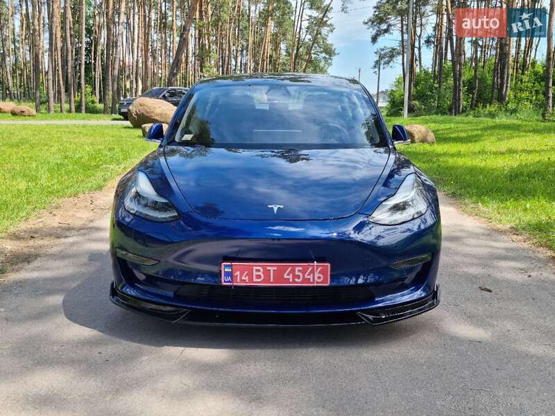 Tesla Model 3 2019