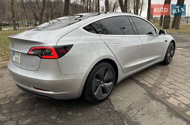 Седан Tesla Model 3 2018 в 