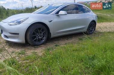 Седан Tesla Model 3 2018 в 