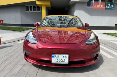 Седан Tesla Model 3 2018 в 