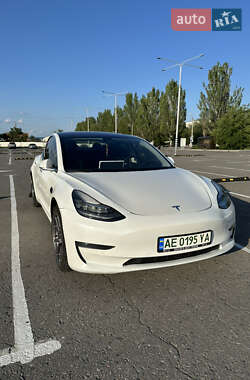Седан Tesla Model 3 2019 в 