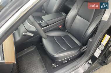 Седан Tesla Model 3 2020 в 