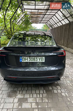 Седан Tesla Model 3 2024 в Черноморске